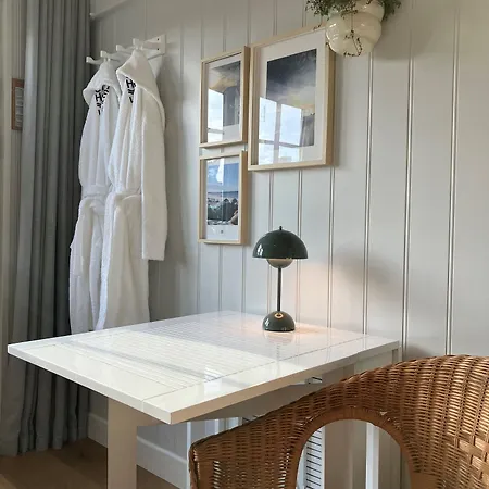 Bed and Breakfast Laeso Vesterø Havn